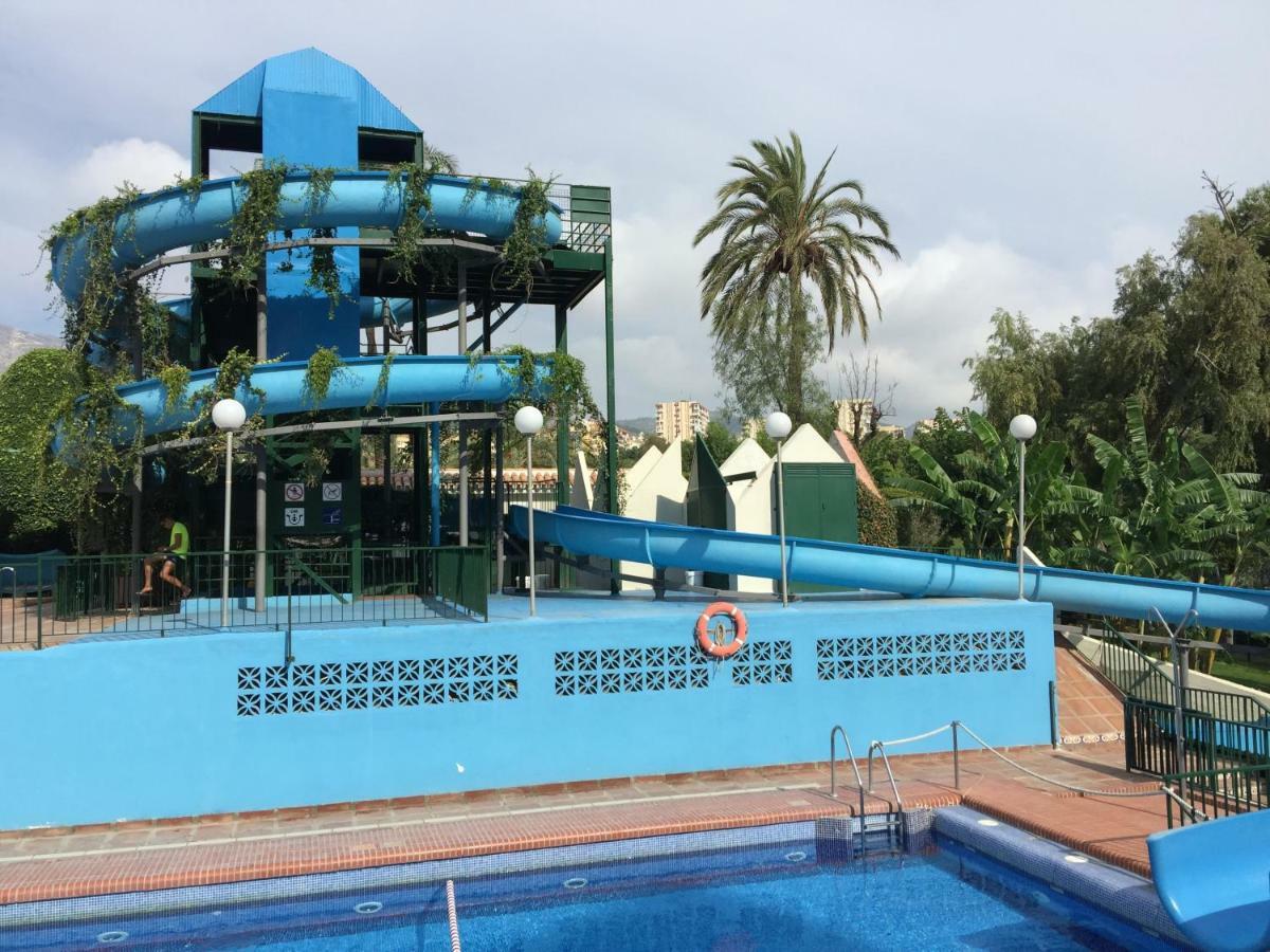 El Estudio De La Playa Benalbeach Holidays Deluxe ベナルマデナ エクステリア 写真