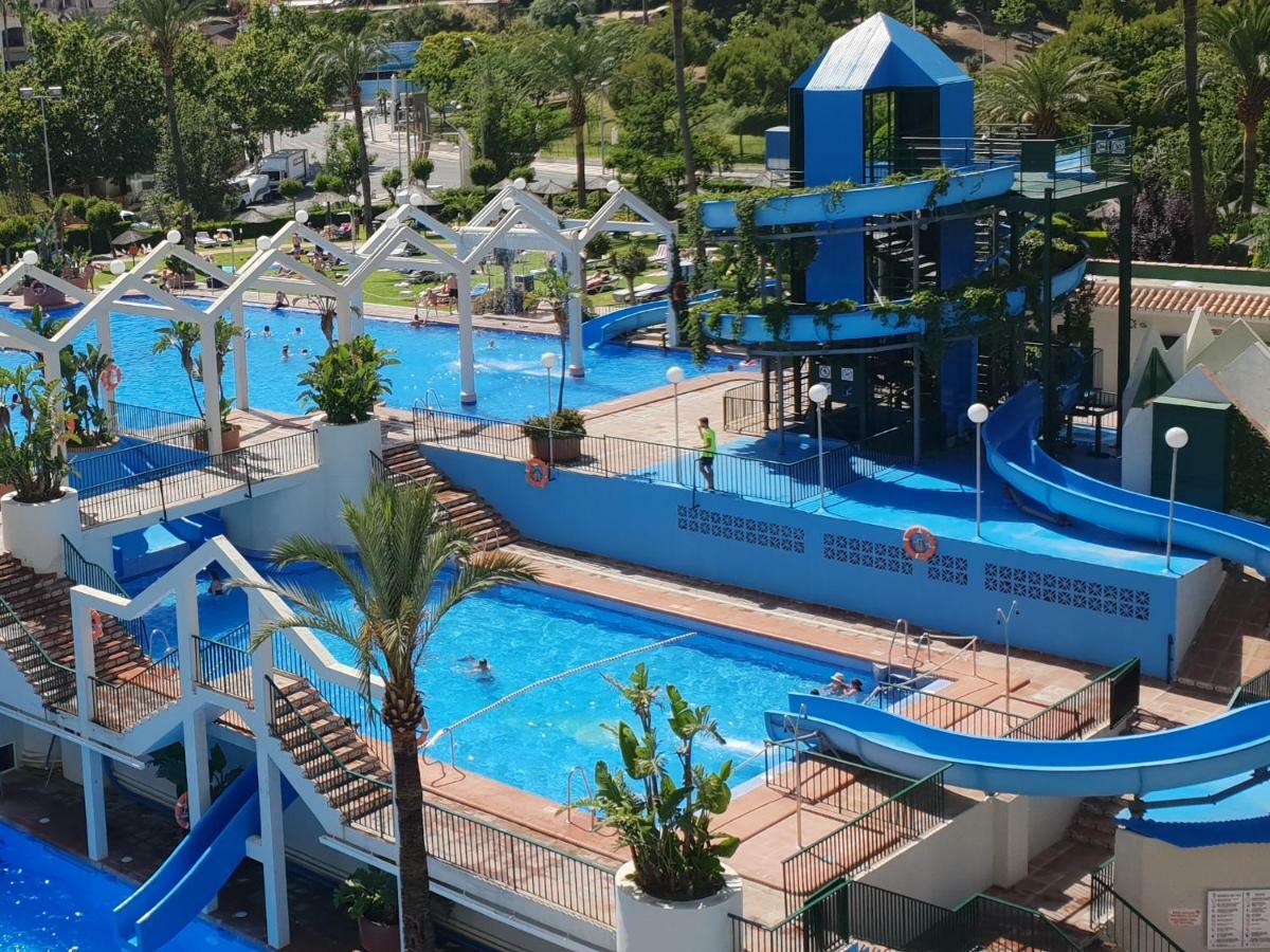 El Estudio De La Playa Benalbeach Holidays Deluxe ベナルマデナ エクステリア 写真