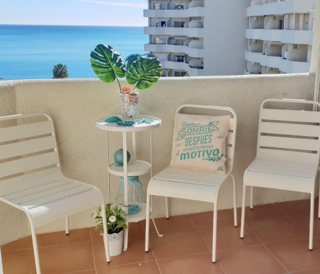 El Estudio De La Playa Benalbeach Holidays Deluxe ベナルマデナ エクステリア 写真