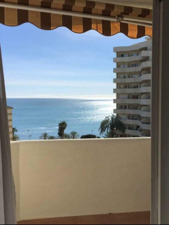 El Estudio De La Playa Benalbeach Holidays Deluxe ベナルマデナ エクステリア 写真