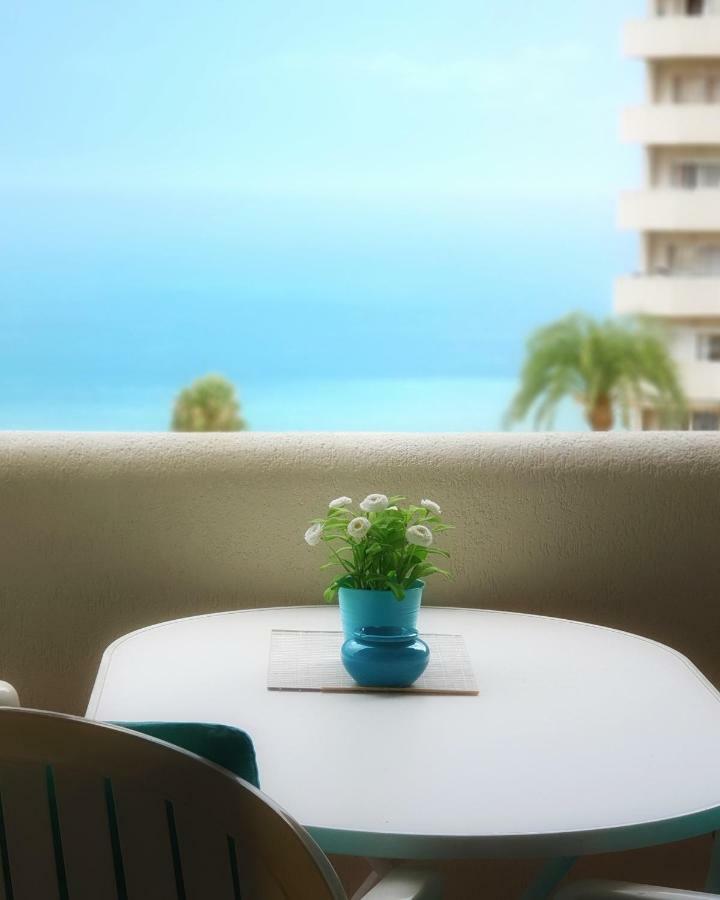 El Estudio De La Playa Benalbeach Holidays Deluxe ベナルマデナ エクステリア 写真